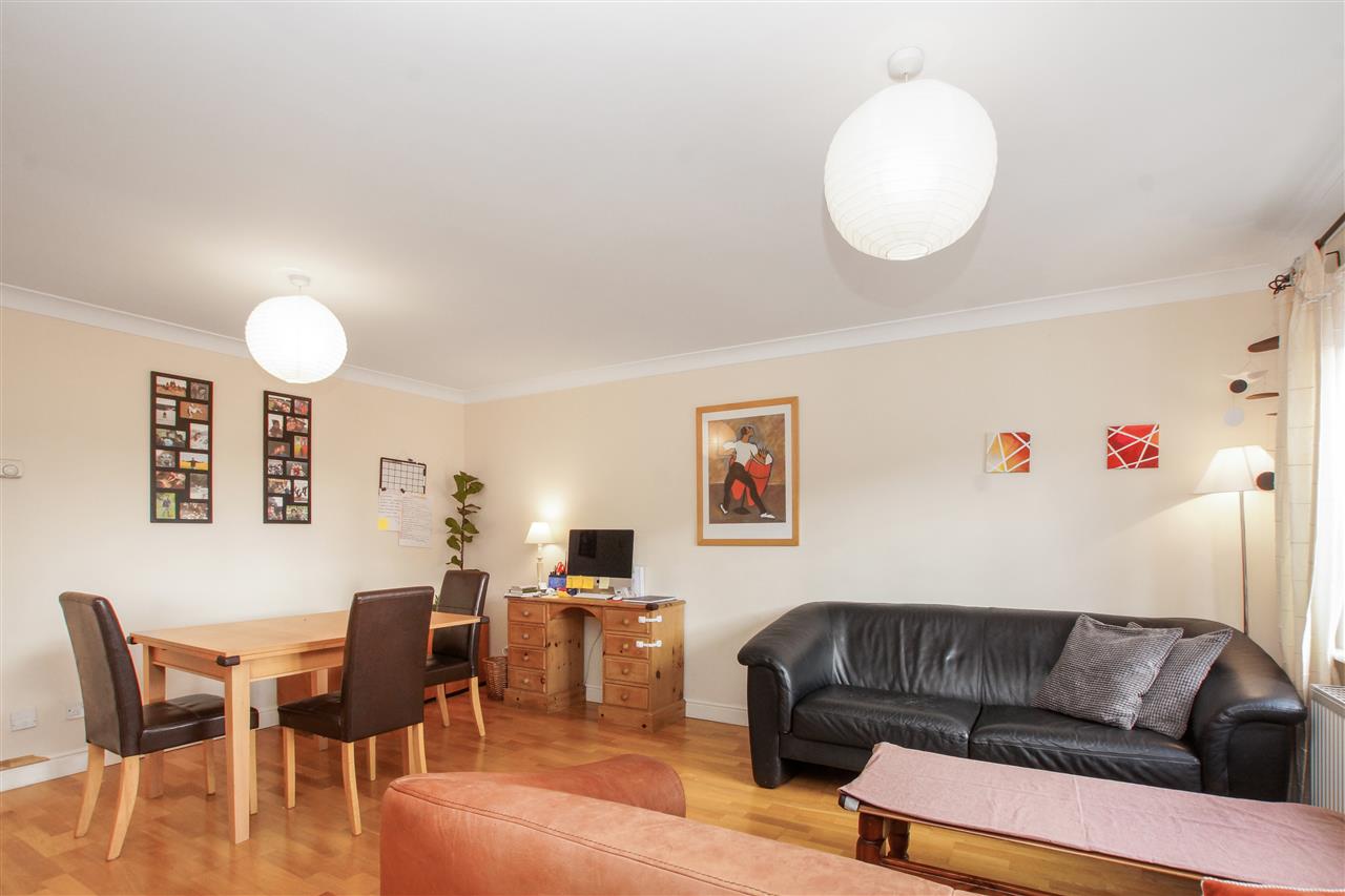 2 bed flat for sale in Goddard Place 11