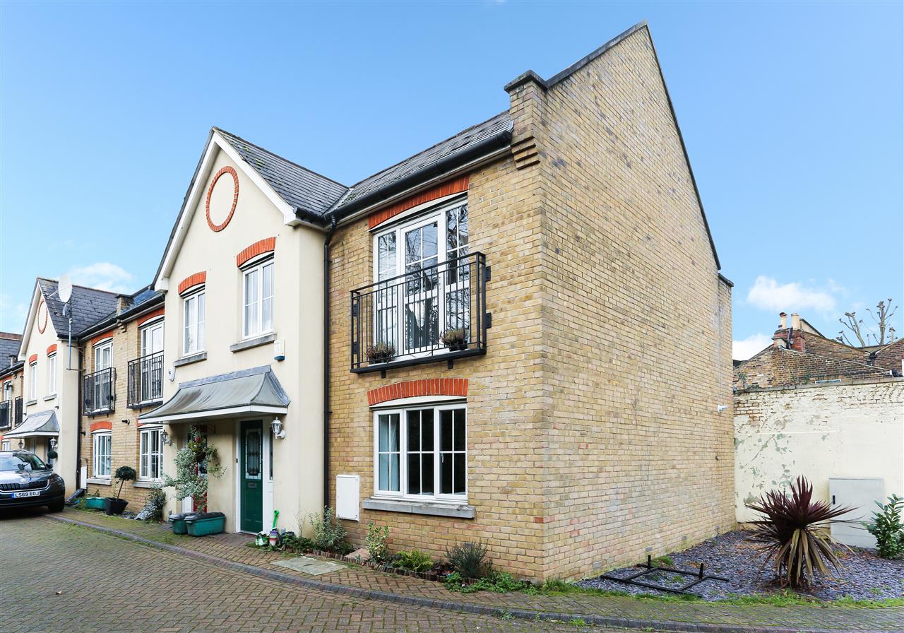 3 bed end of terrace house for sale in Old Forge Road 1
