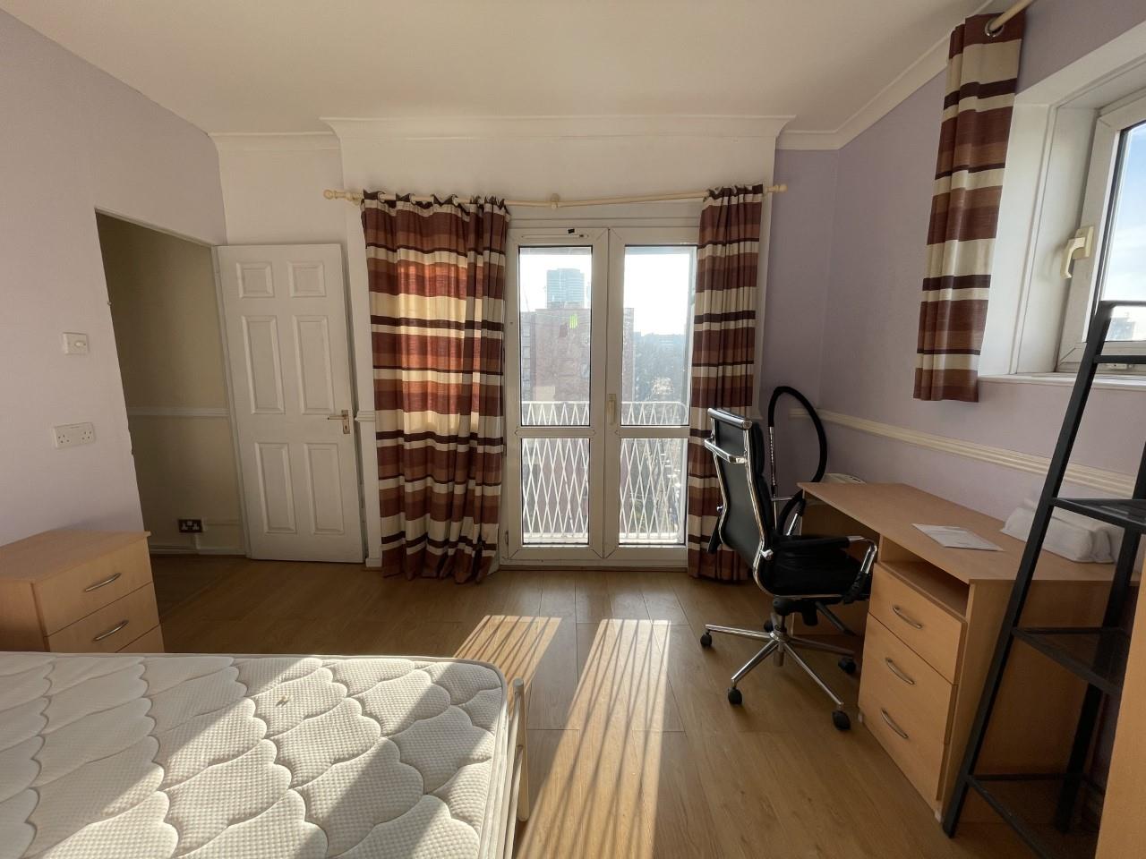 3 bed flat to rent in Stanhope Street 3