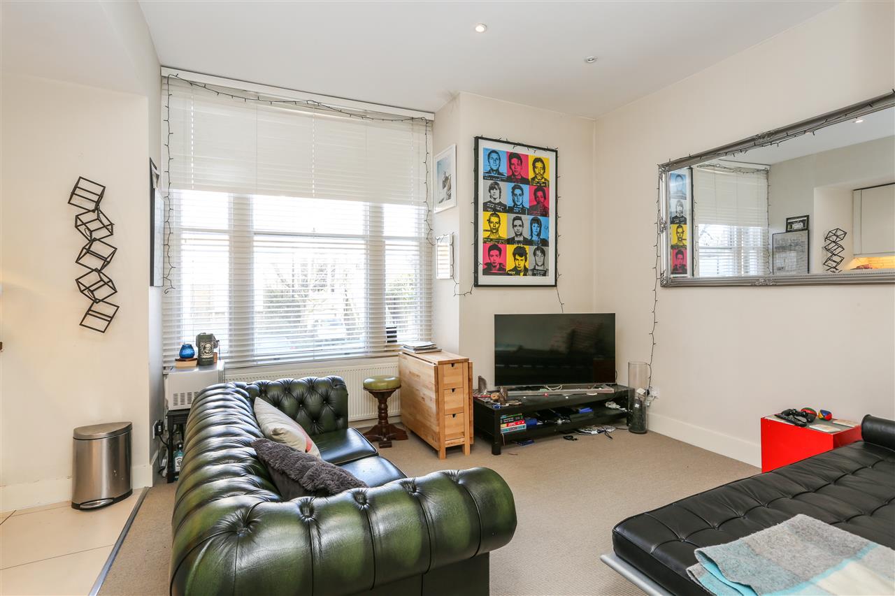 AVAILABLE FROM 24TH APRIL 2021. A very well maintained and modern raised ground floor UNFURNISHED apartment situated in a sought after residential road within close proximity to the various cafes, bars and restaurants on Fortess Road, both Tufnell Park & Kentish Town (Northern Line) underground ...