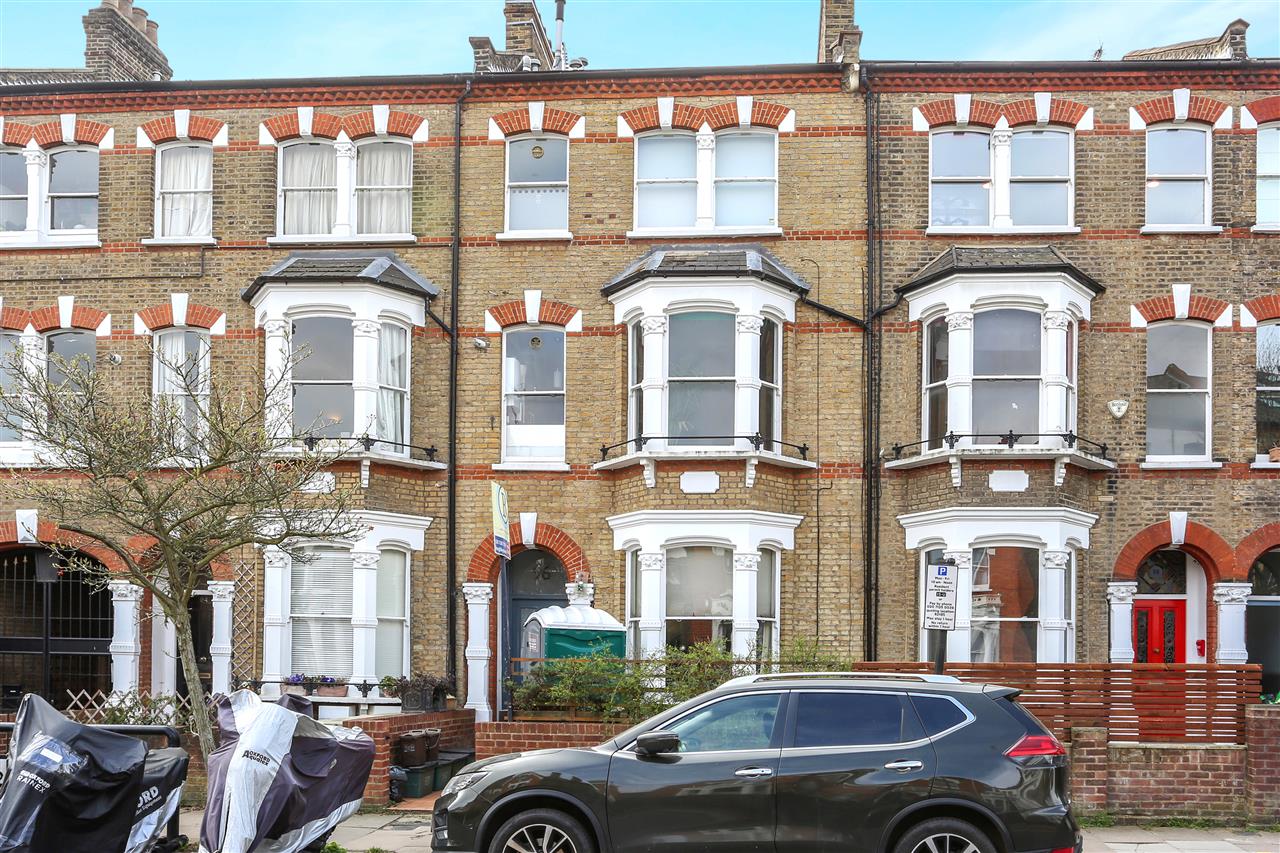 2 bed flat for sale in Mercers Road 2