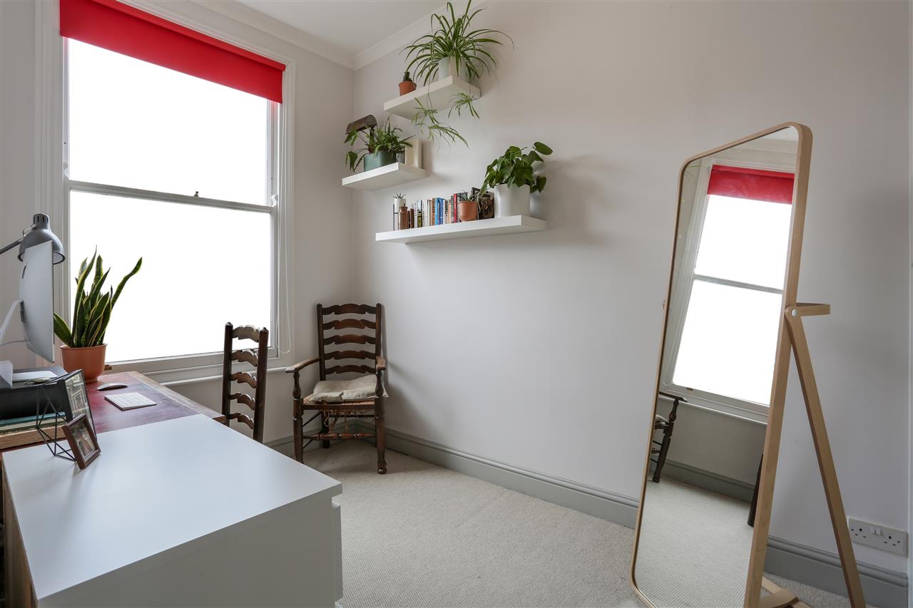 2 bed flat for sale in Mercers Road  - Property Image 10