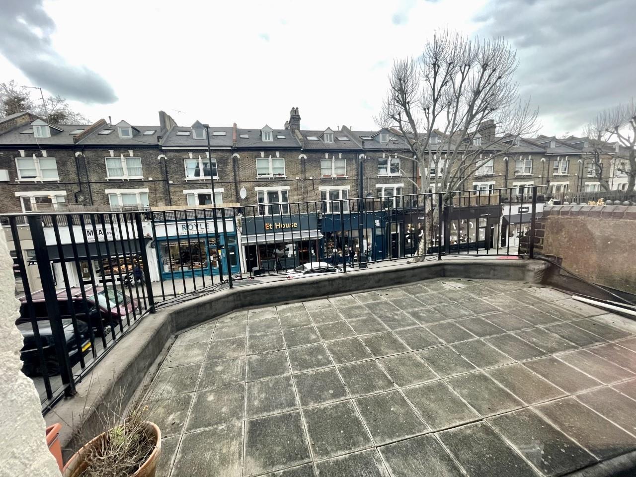 1 bed flat to rent in Fortess Road 3