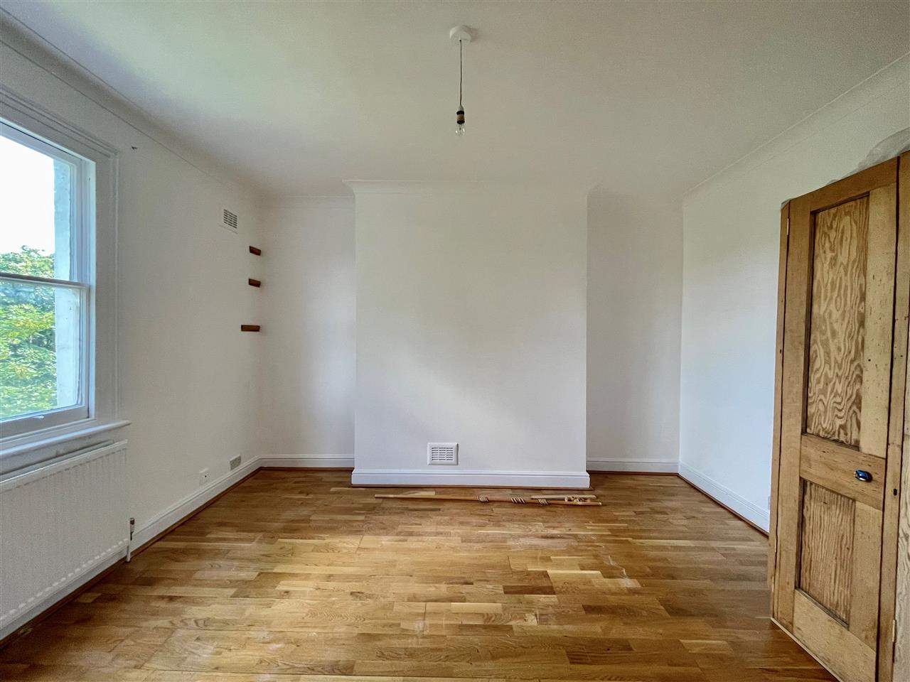 2 bed flat to rent in Tufnell Park Road 13