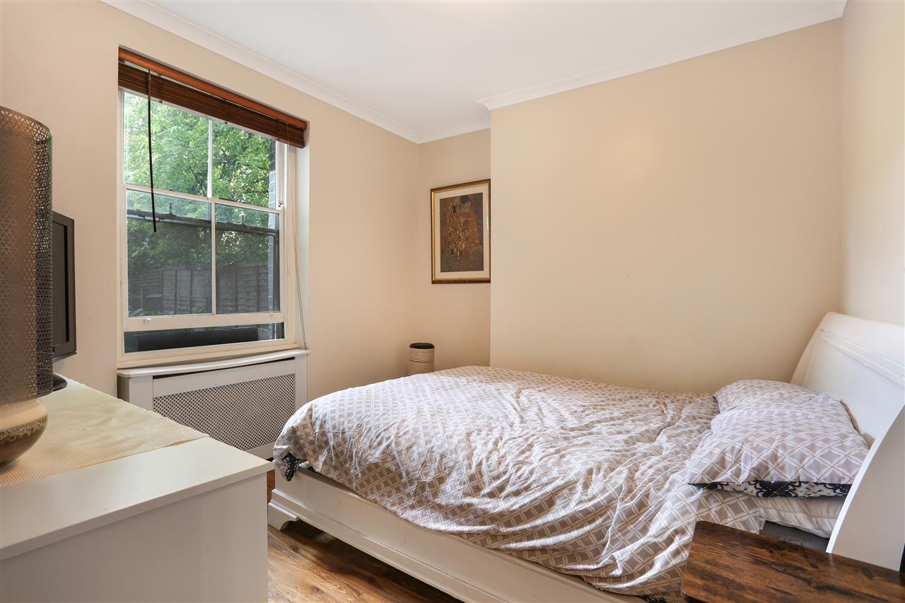 1 bed flat for sale in Tufnell Park Road 3