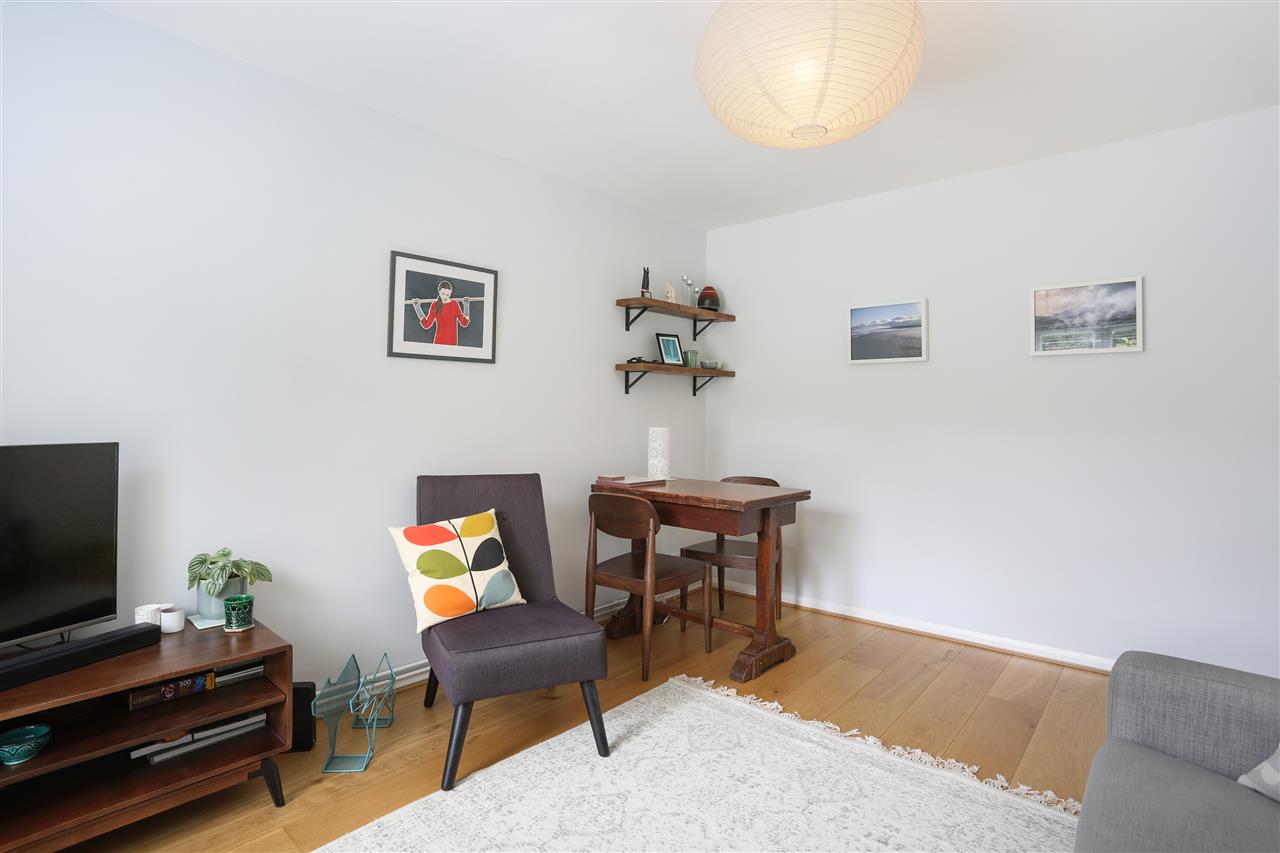 2 bed flat for sale in Benson Court  - Property Image 8