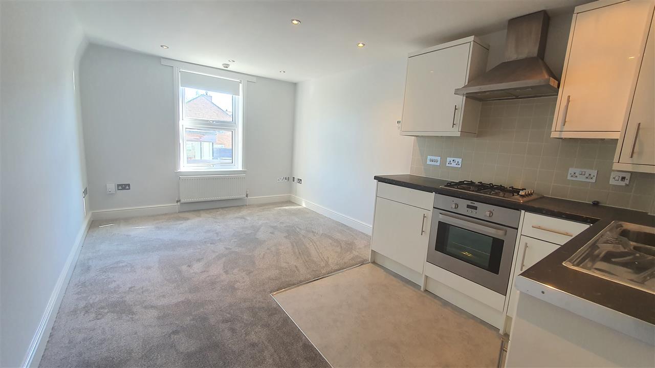 Studio flat to rent in Fortess Road 0