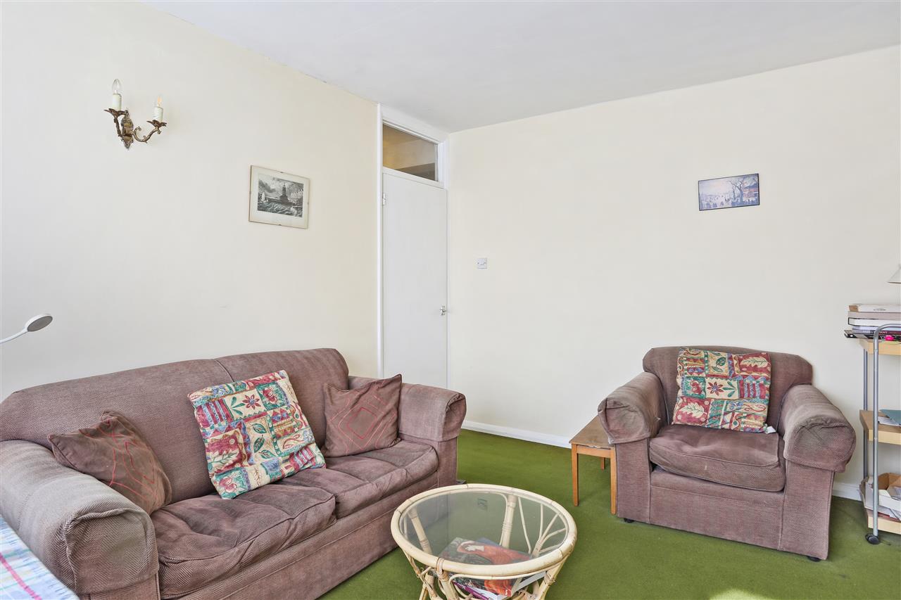 1 bed flat for sale  - Property Image 6