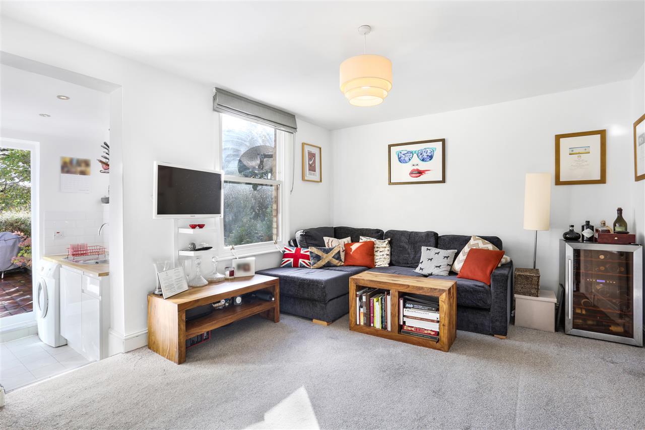 1 bed flat for sale in Torriano Avenue 1