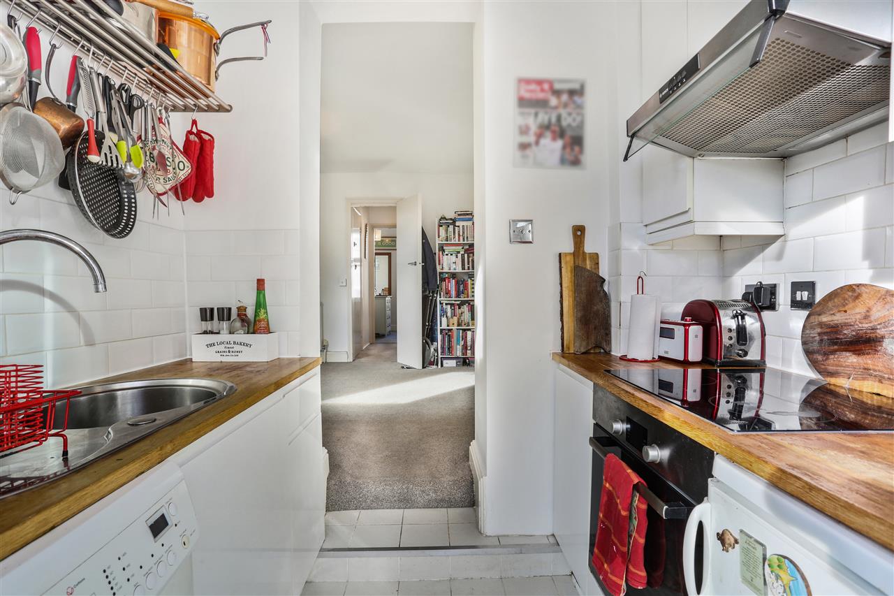 1 bed flat for sale in Torriano Avenue 7
