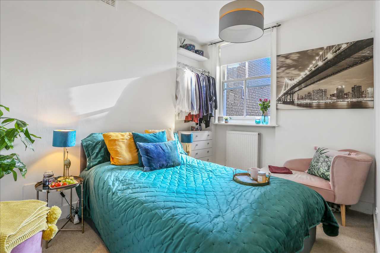 1 bed flat for sale in Alexander Road  - Property Image 8