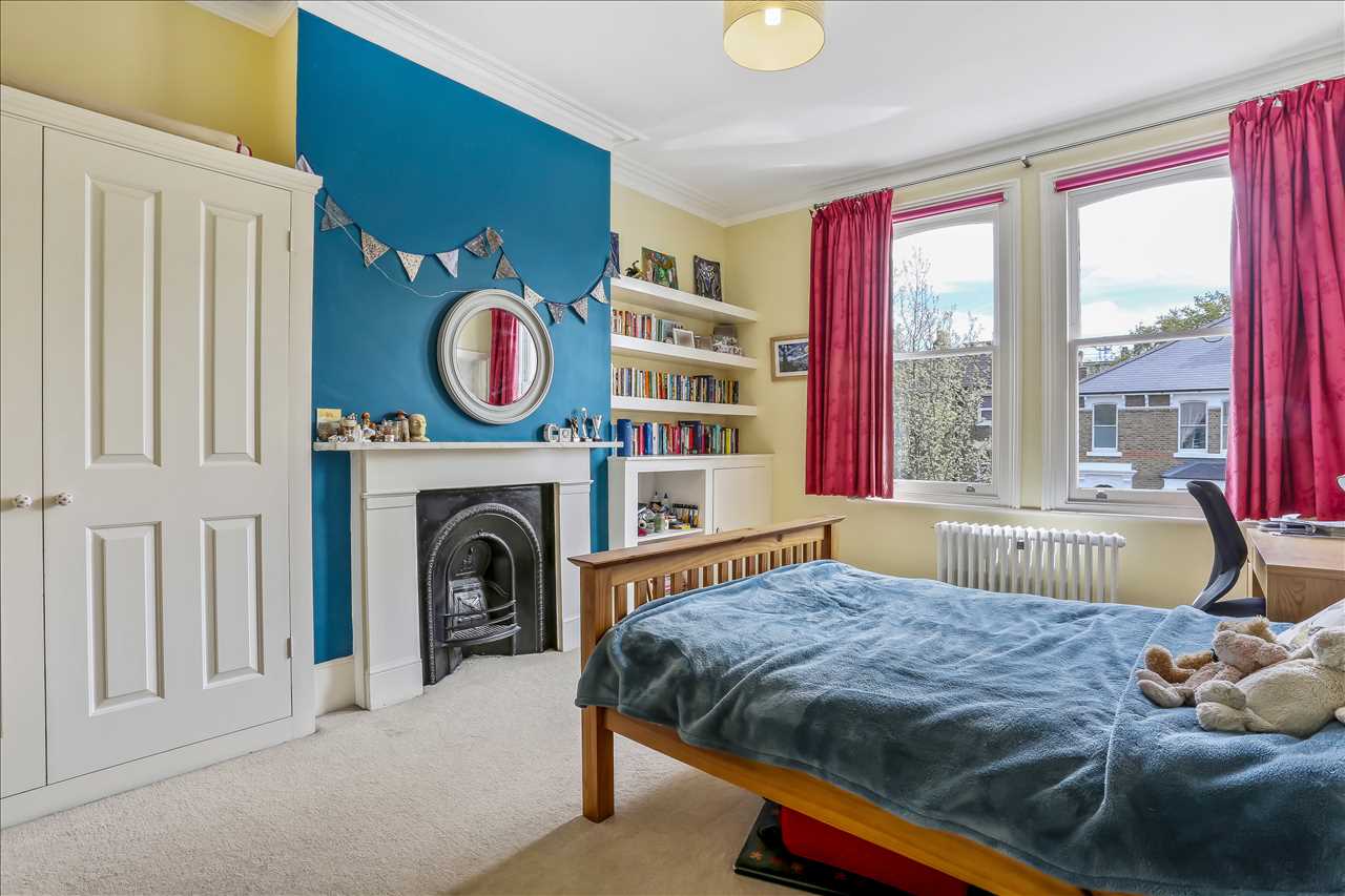 5 bed terraced house for sale in Mercers Road  - Property Image 2