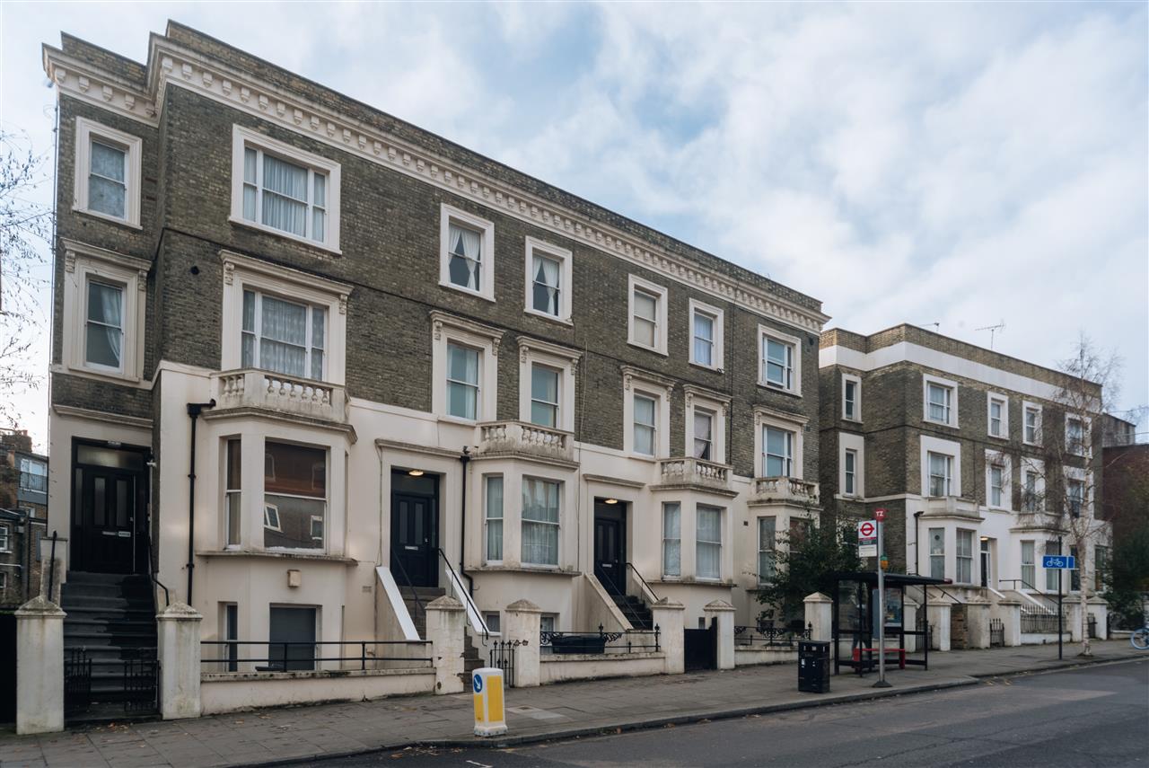 1 bed flat to rent in Tufnell Park Road 13