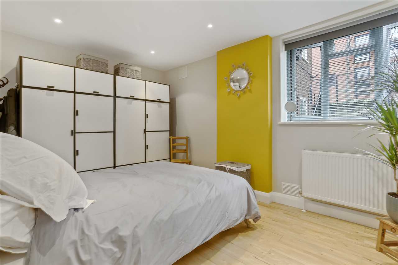 1 bed flat for sale in Carleton Road  - Property Image 3