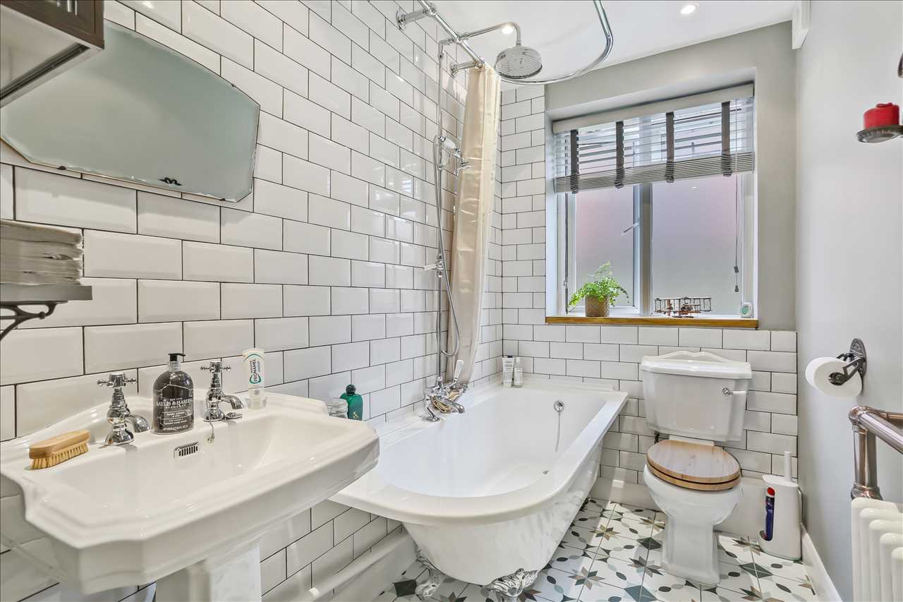 1 bed flat for sale in Carleton Road  - Property Image 9