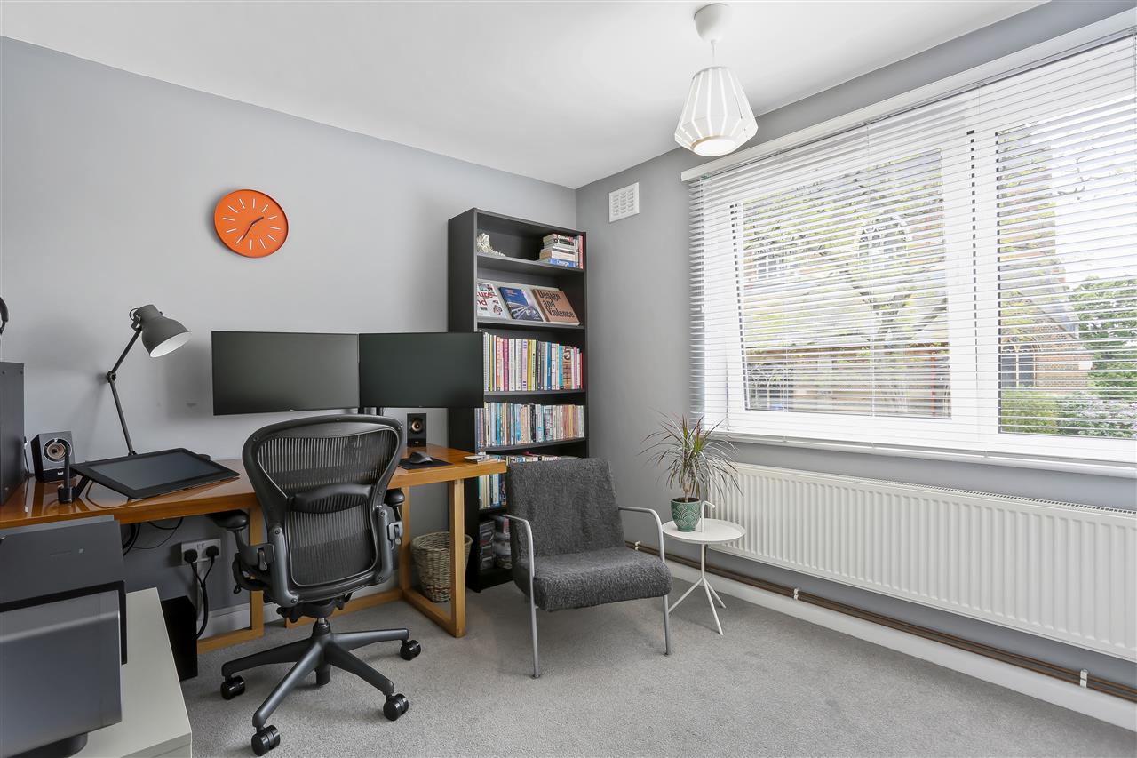 2 bed flat for sale 15
