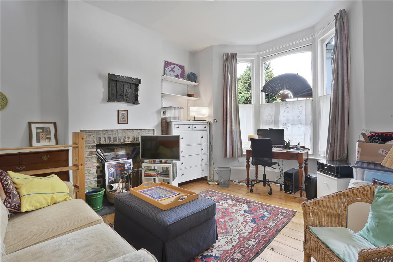 4 bed terraced house for sale in Cardwell Road 7