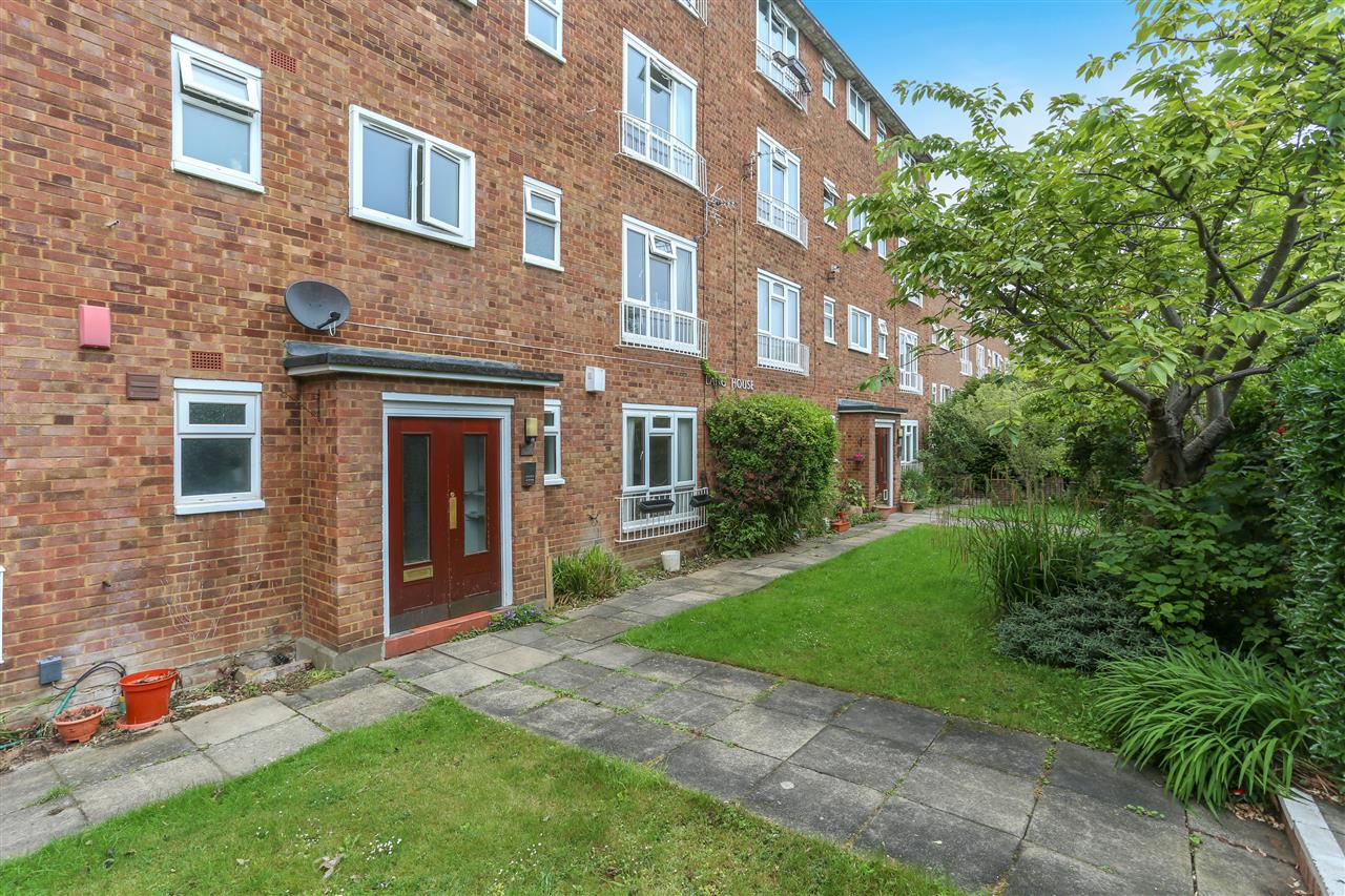 1 bed flat for sale 4