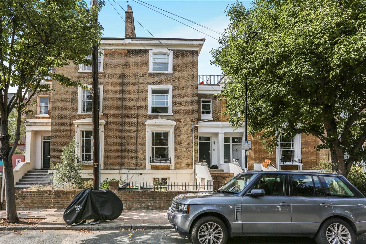 A well presented and very spacious (approximately 1077 Sq Ft/100 Sq M) split level garden maisonette forming part of an imposing converted Victorian property situated in a highly sought after residential location within close proximity of the popular Landseer Arms gastro pub, the green spaces ...