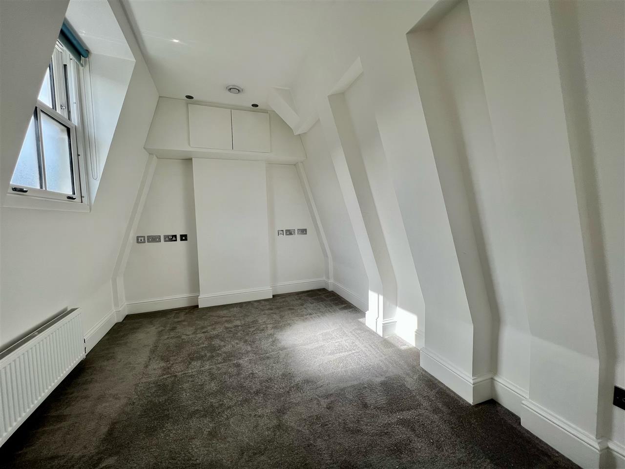 2 bed mews house to rent 9