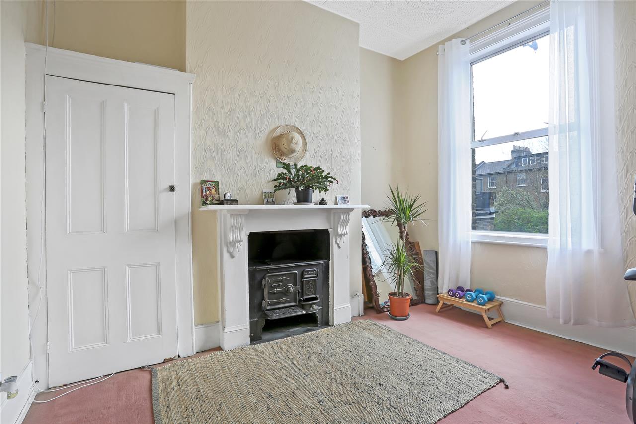 5 bed terraced house for sale in Mercers Road 8