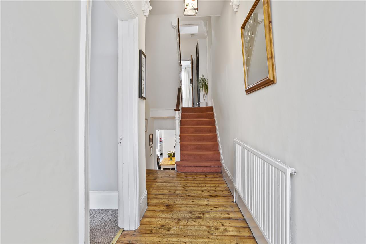 5 bed terraced house for sale in Mercers Road 23