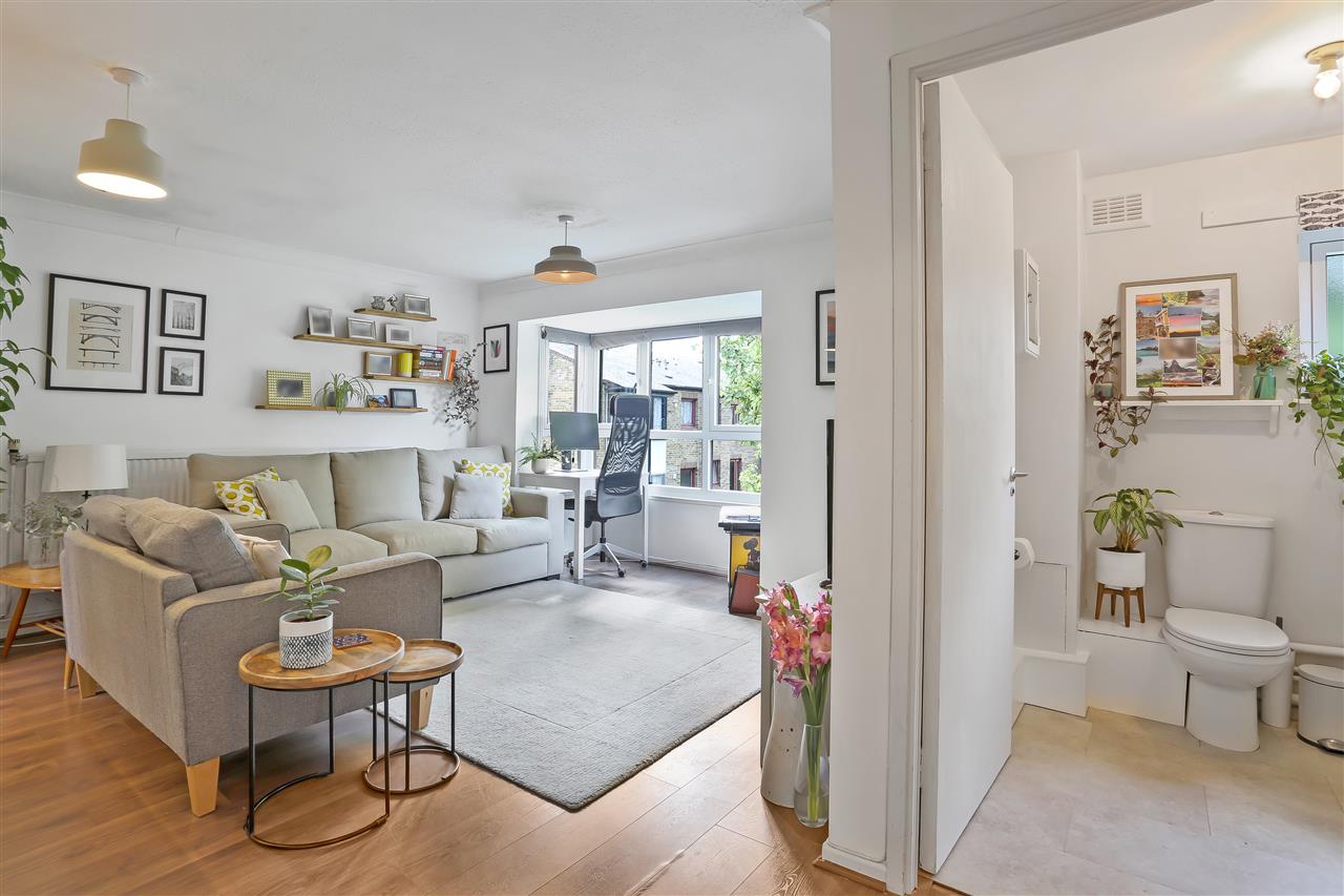 1 bed flat for sale in Bredgar Road  - Property Image 9