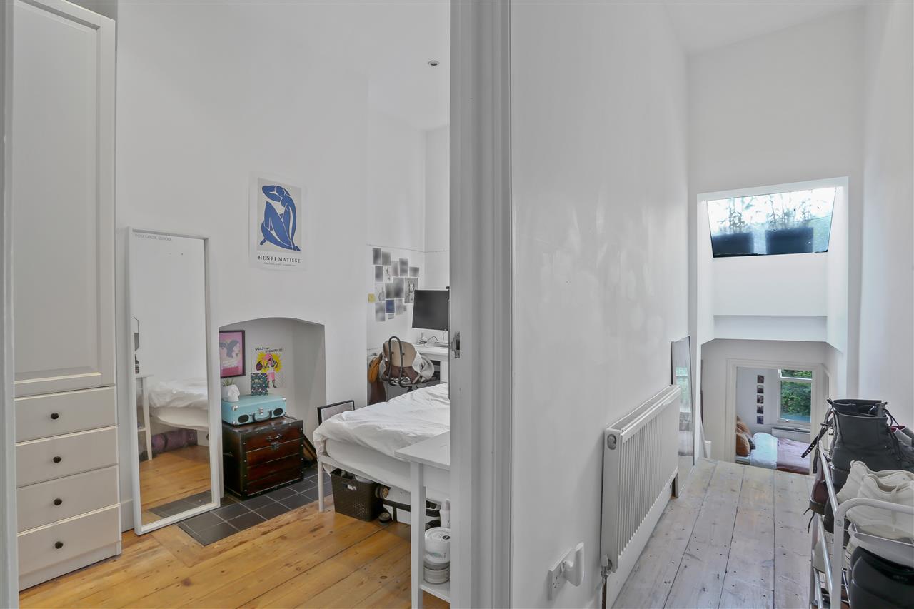 2 bed flat for sale in Tabley Road  - Property Image 10