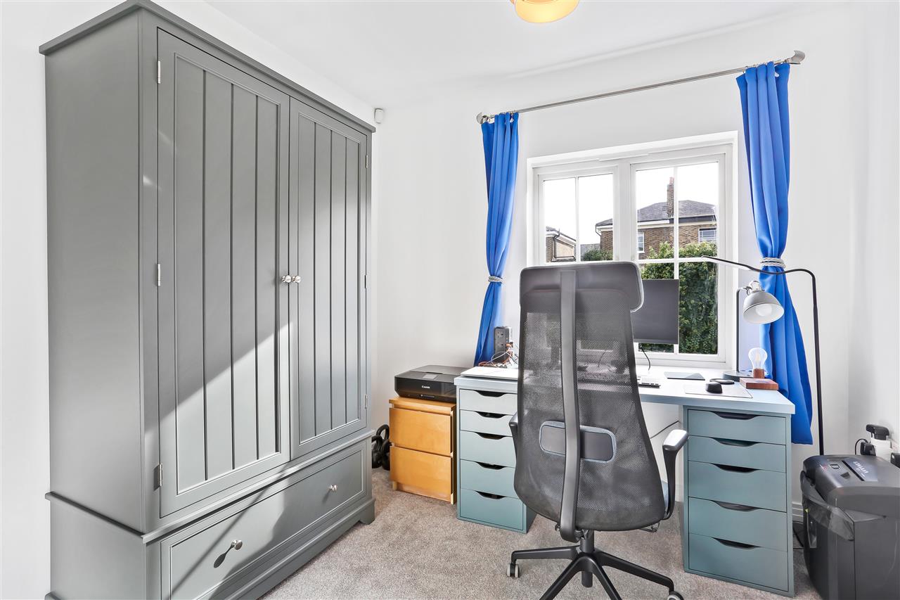 3 bed terraced house for sale in Old Forge Road 5