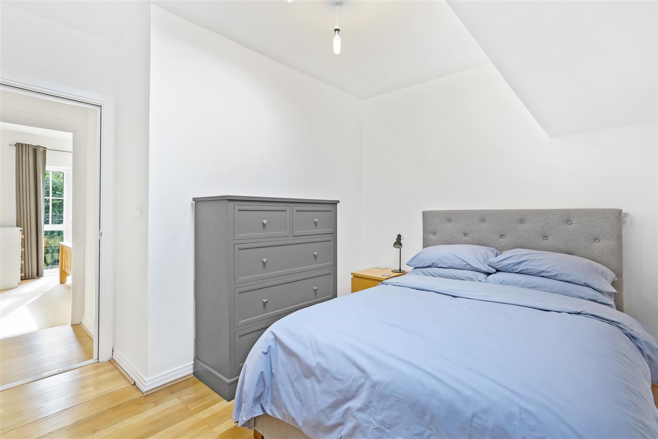 3 bed terraced house for sale in Old Forge Road 9