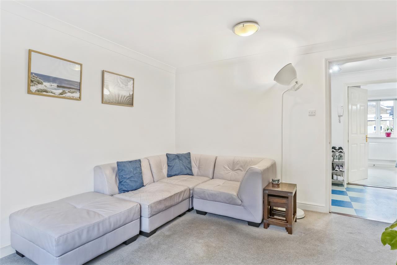 1 bed flat for sale in Goddard Place 5