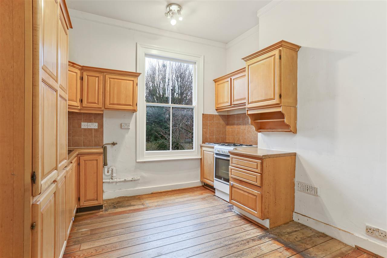 3 bed flat for sale in Archibald Road  - Property Image 11