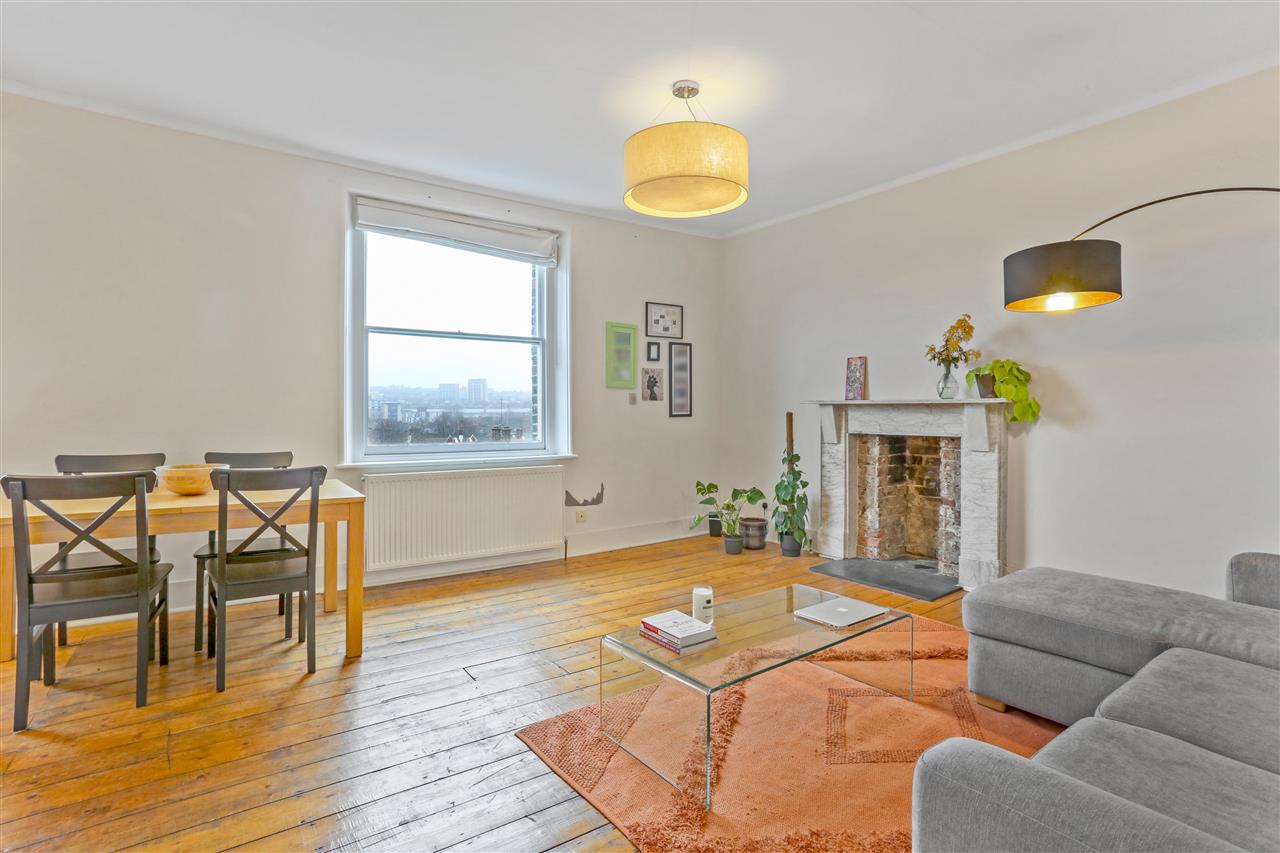 2 bed flat for sale in Carleton Road  - Property Image 3