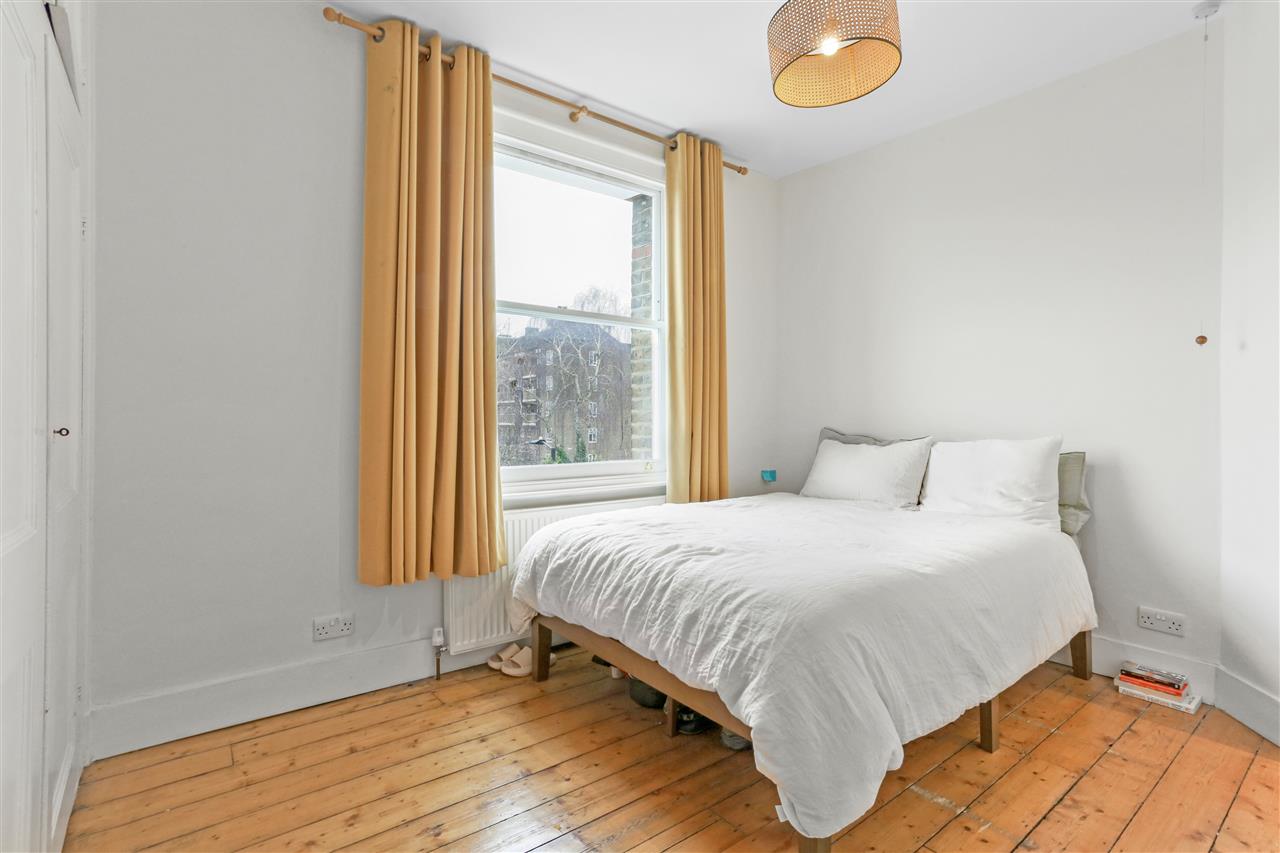 2 bed flat for sale in Carleton Road  - Property Image 7