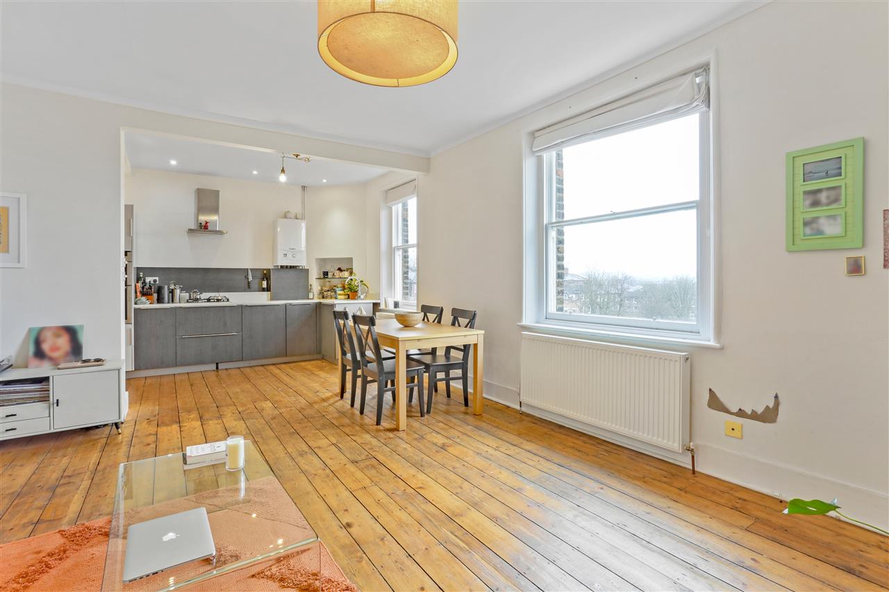 2 bed flat for sale in Carleton Road  - Property Image 9