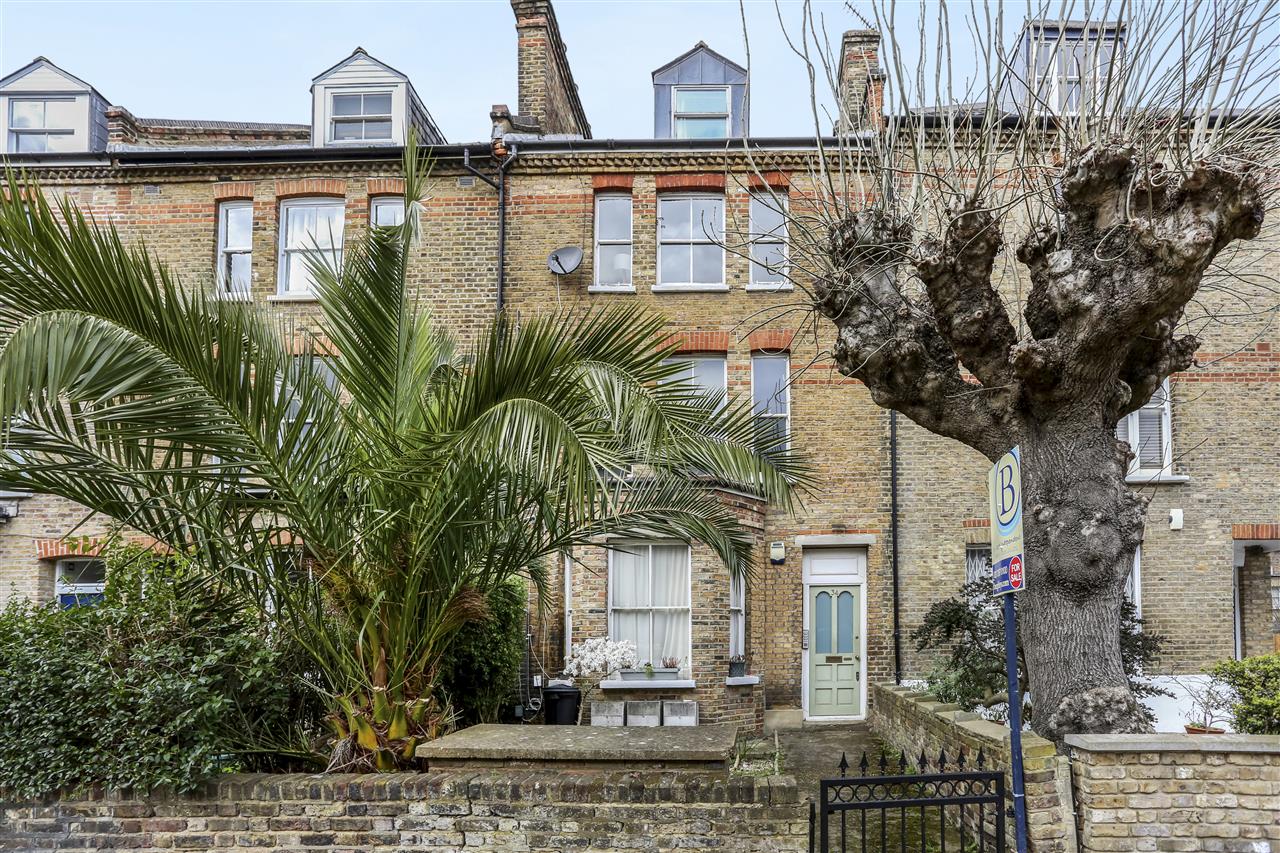 1 bed flat for sale in Hungerford Road  - Property Image 1