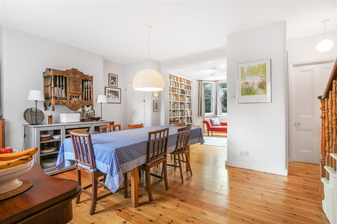 CHAIN FREE! A charming and characterful terraced Victorian house situated in a highly sought after tree-lined road in the heart of Tufnell Park within close proximity of Tufnell Park (Northern Line) underground station together with the various local shops, cafes, bars and restaurants on ...