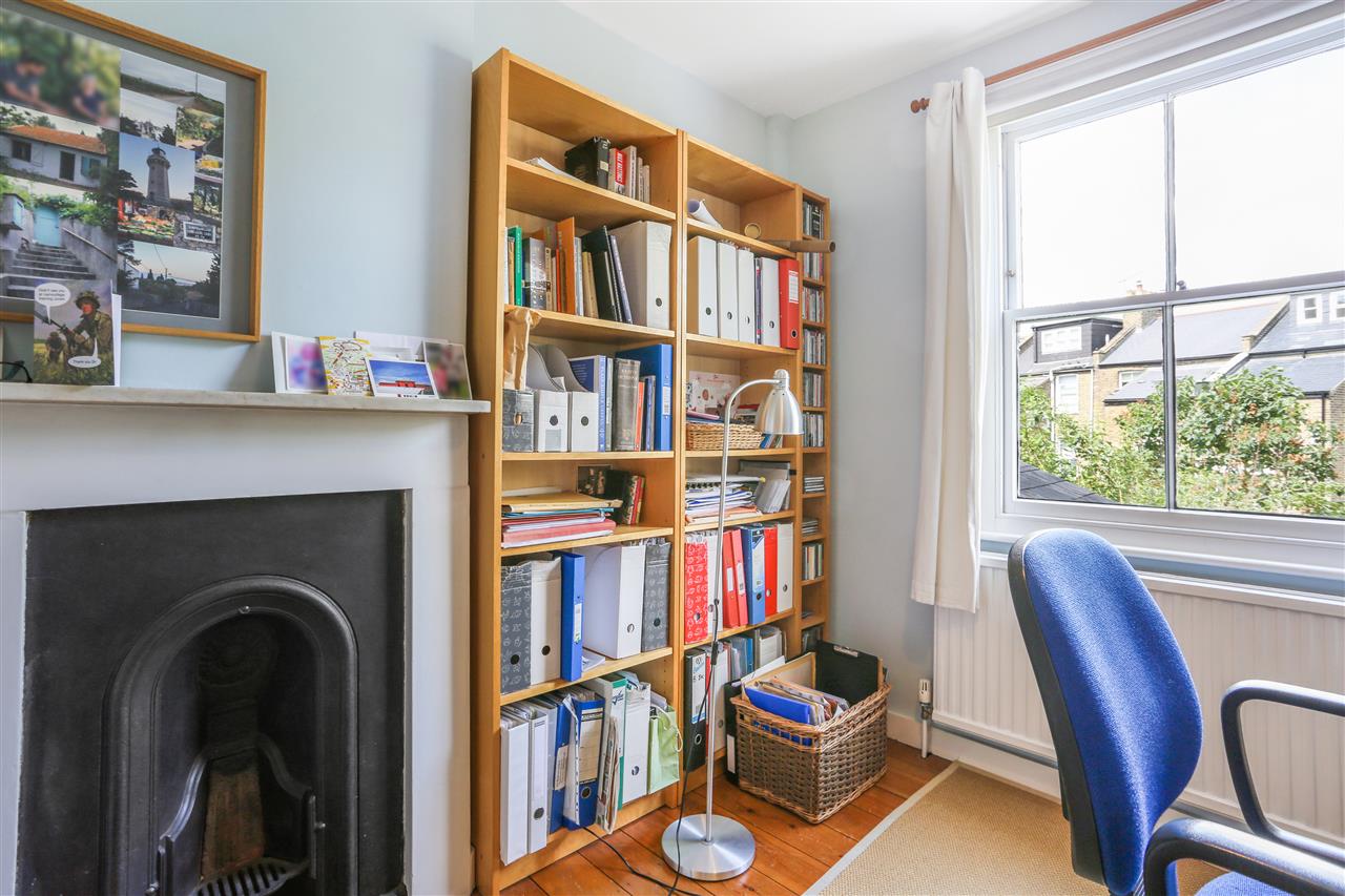 5 bed terraced house for sale in Celia Road  - Property Image 16