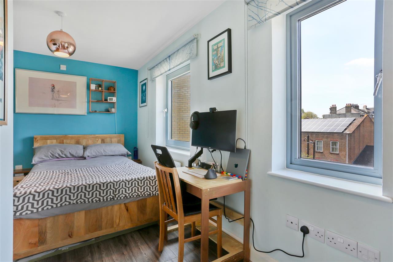 1 bed flat for sale in Junction Road  - Property Image 11