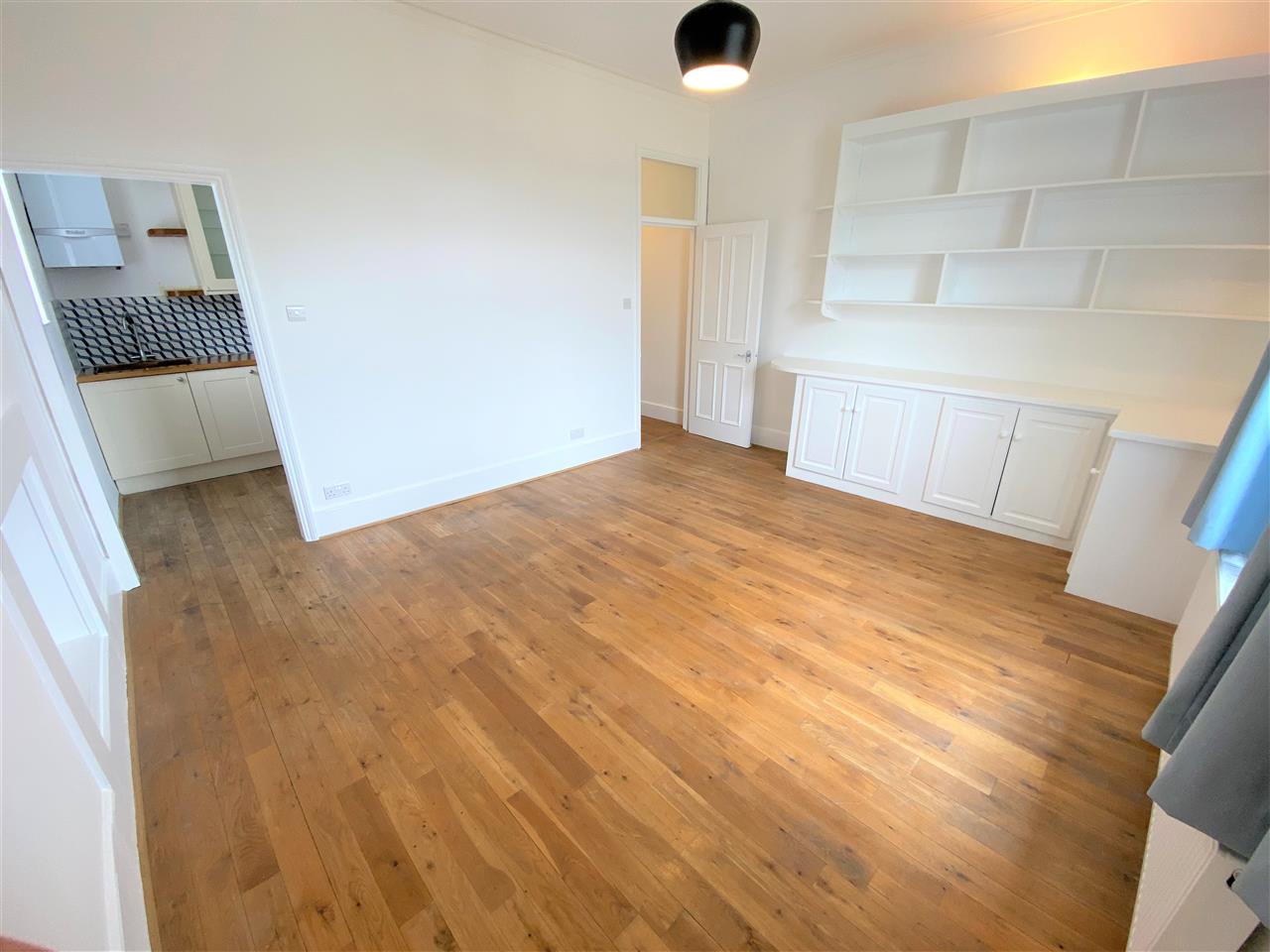 1 bed flat to rent in Camden Road 5
