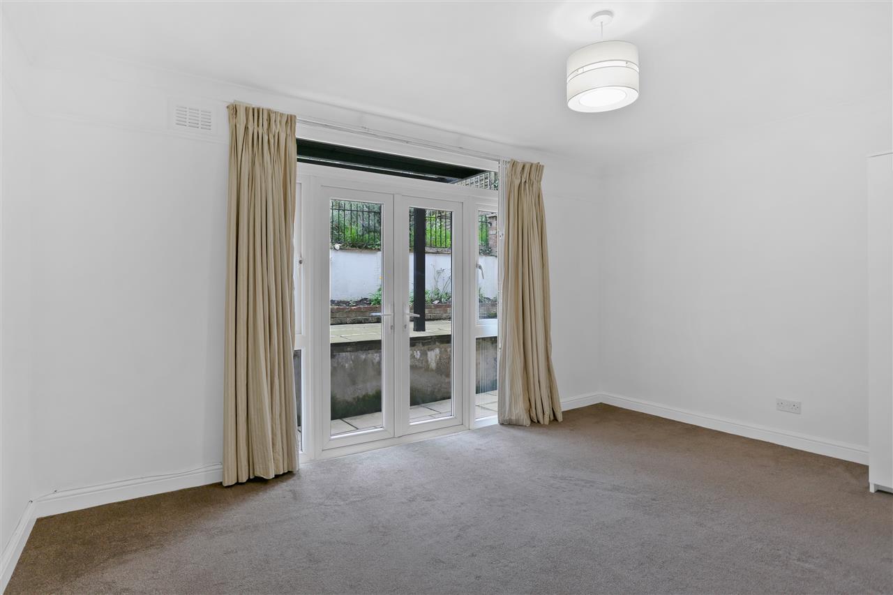 2 bed maisonette to rent in Anson Road 5