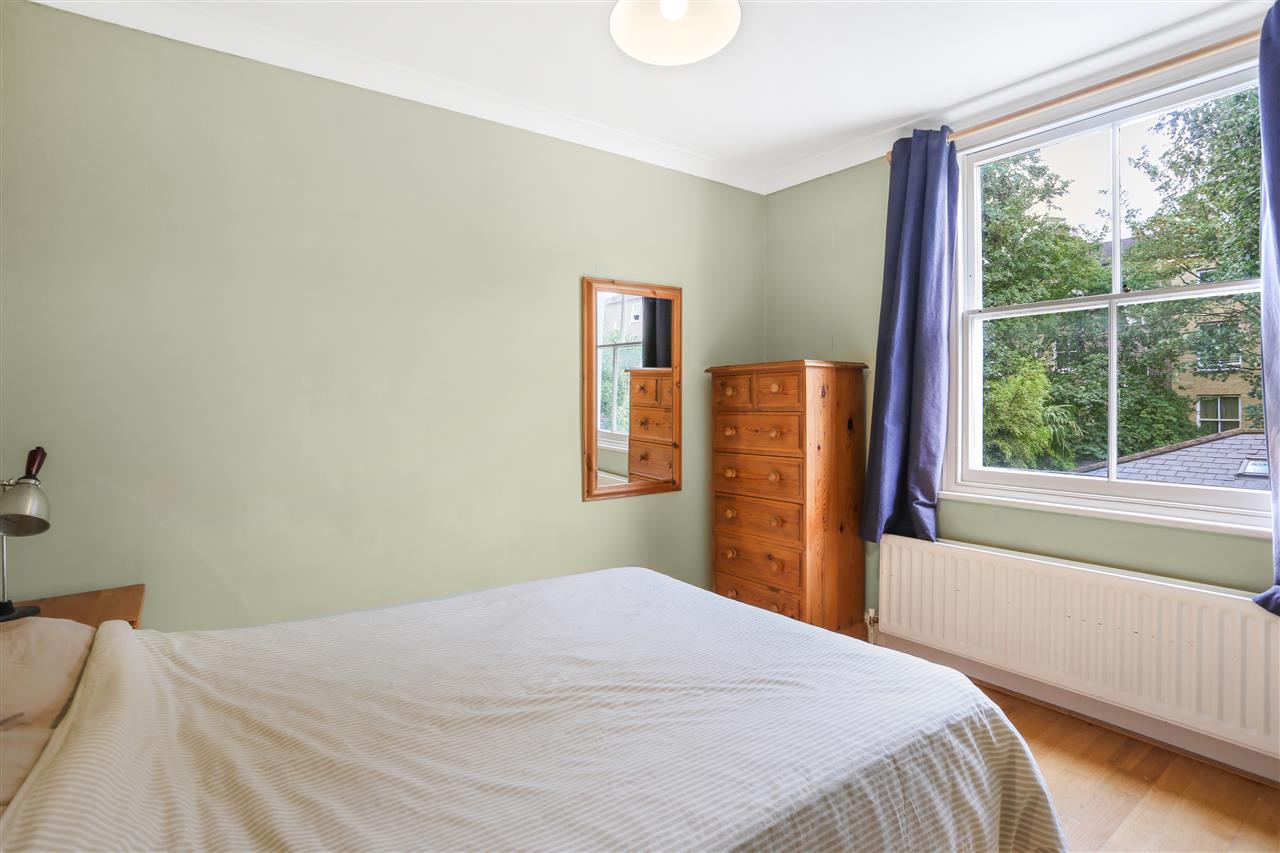 2 bed flat for sale in Mercers Road  - Property Image 3