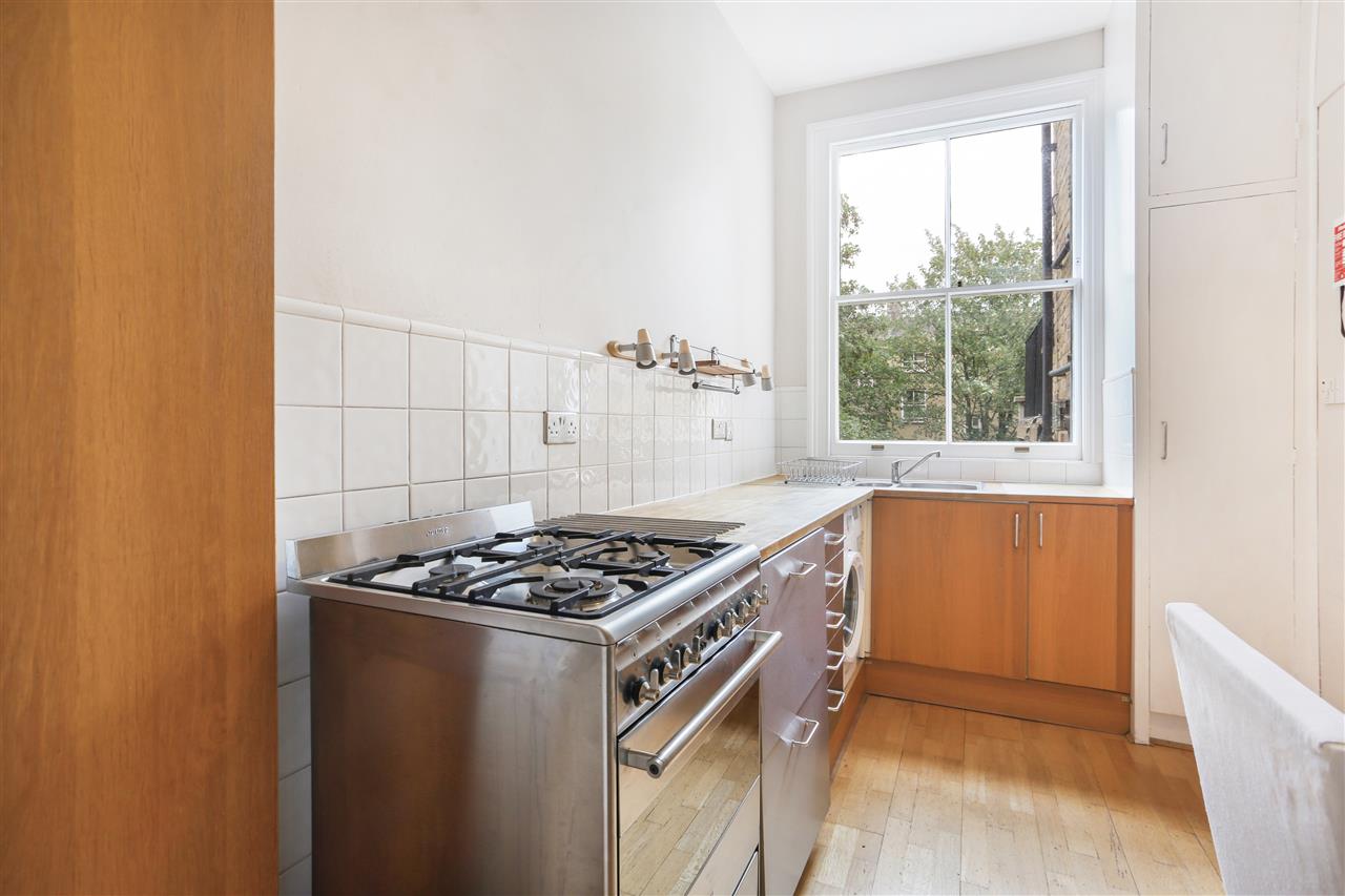 2 bed flat for sale in Mercers Road 5