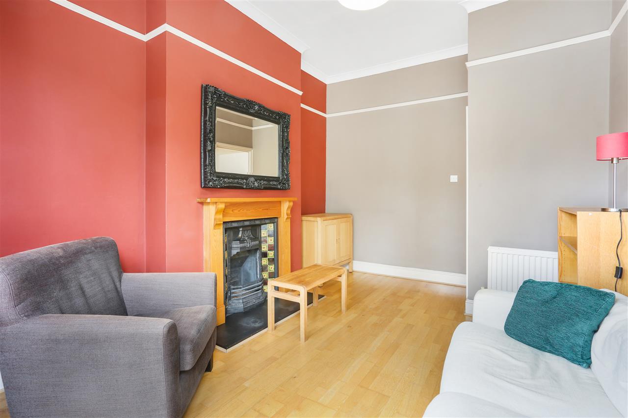 2 bed flat for sale in Mercers Road 8