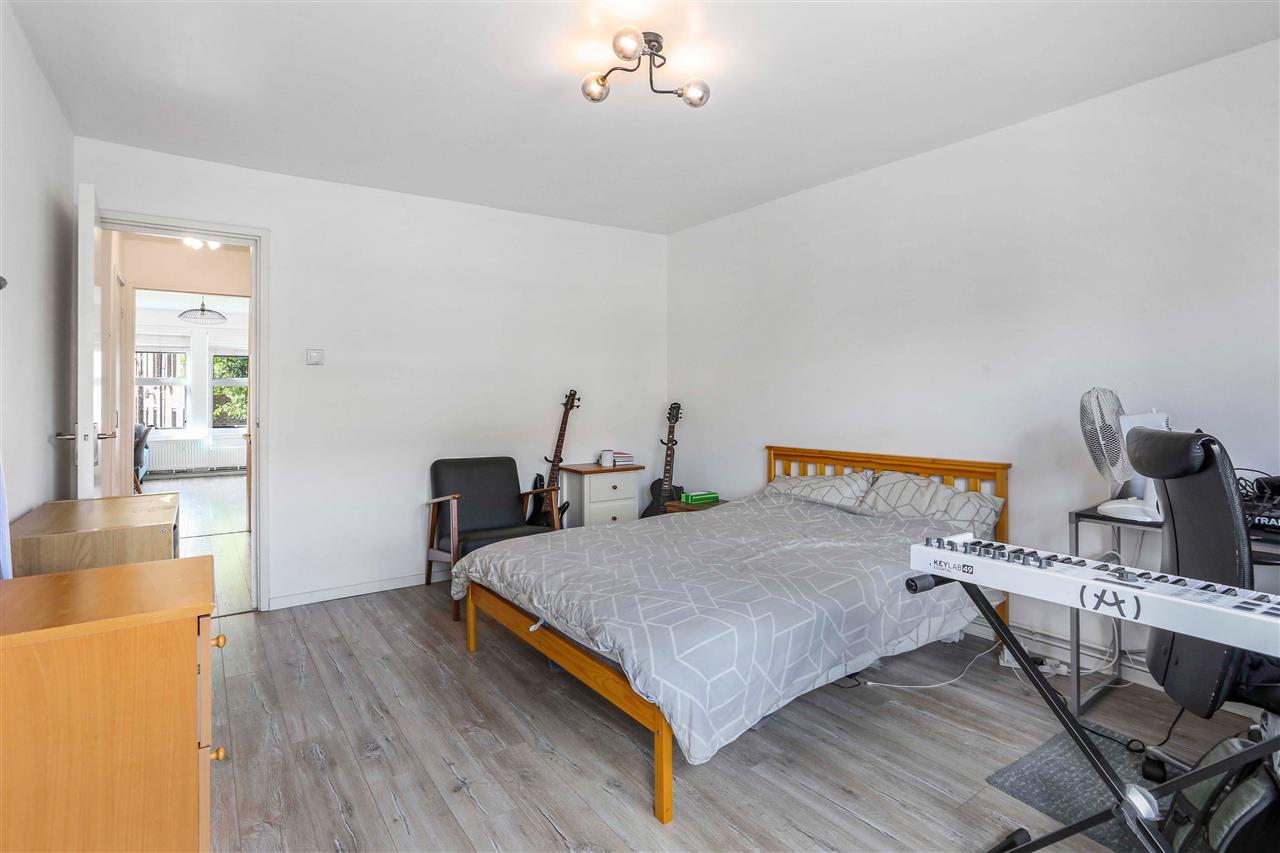 1 bed flat for sale in Warrender Road  - Property Image 11
