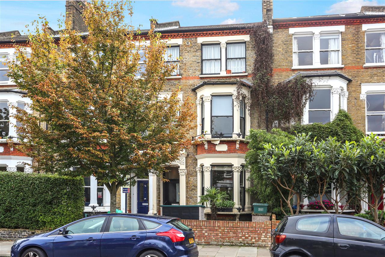 1 bed flat for sale in Mercers Road 3
