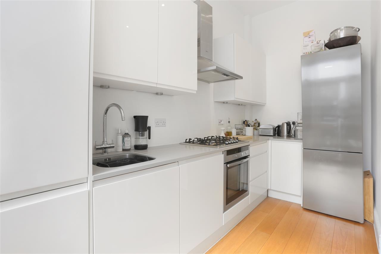 1 bed flat for sale in Mercers Road 11