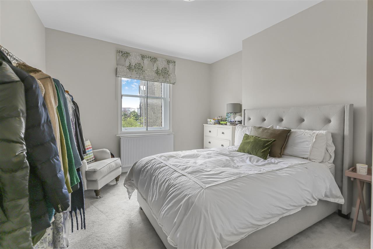 1 bed flat for sale in Lady Somerset Road  - Property Image 9