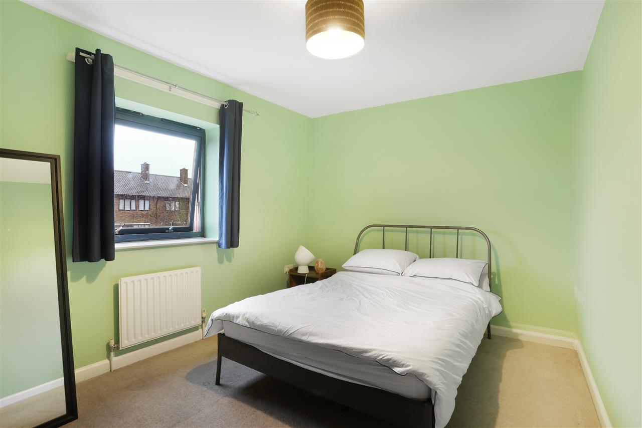 1 bed flat for sale in Dalmeny Avenue 3