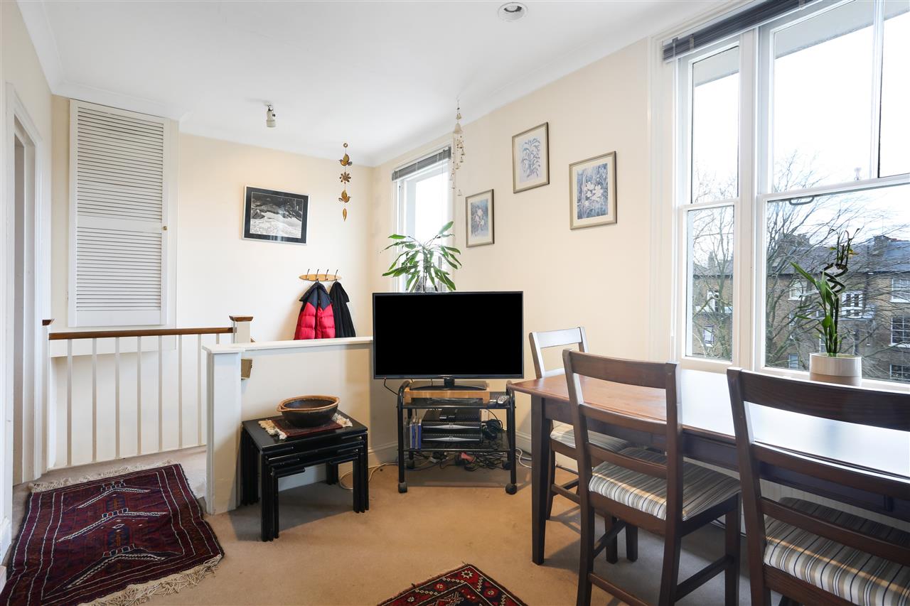 2 bed flat for sale in Dartmouth Park Road 9